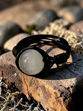 Black Aluminum Wire-Wrap Cat Eye Stone Ring